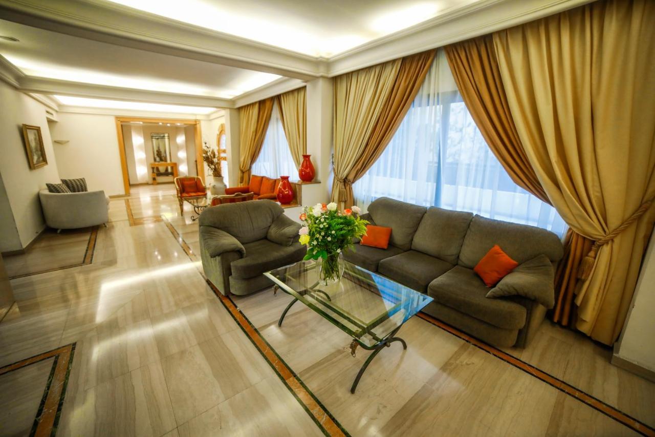 Apartment White House